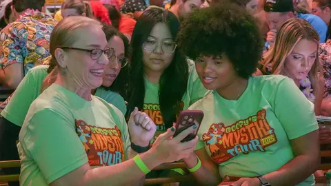 上海久事战胜山西，携手共创CBA30年辉煌之战